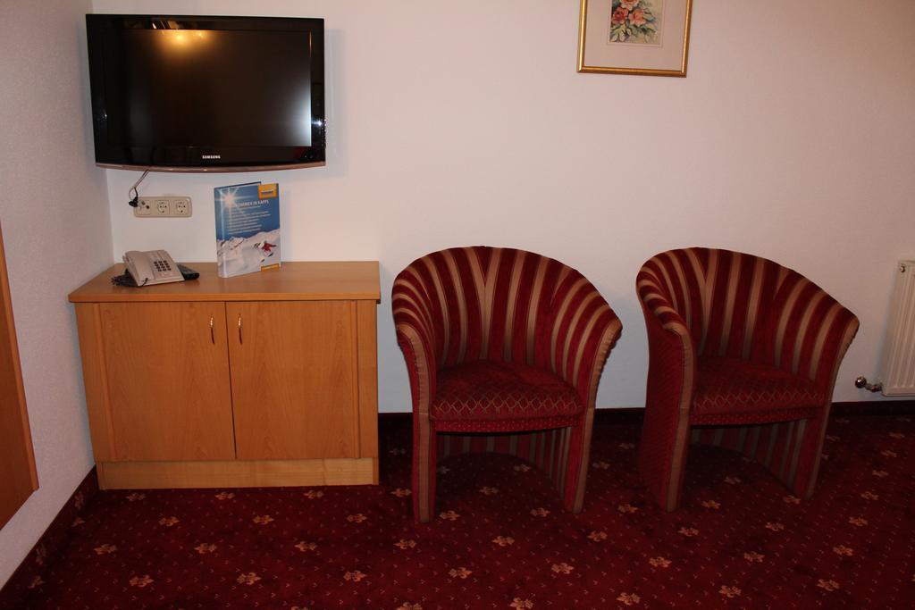Hotel Höllroah Kappl  Rum bild